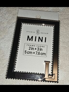 Studio Decor Mini Photo Frame in Gold and Black with Letter L Accent